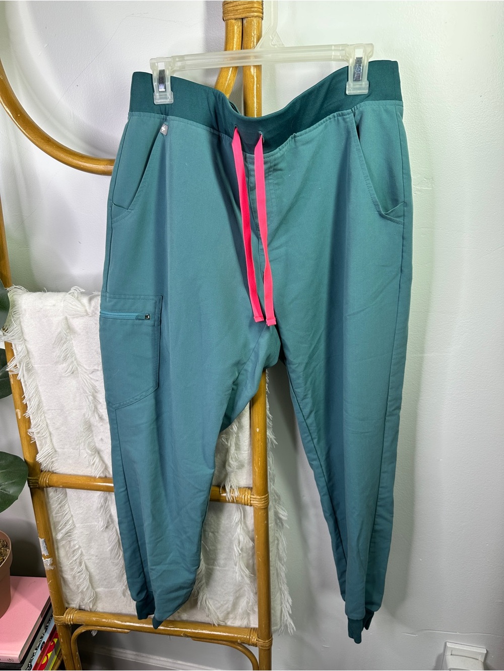 FIGS Zamora high-rise jogger scrub pants teal sz L